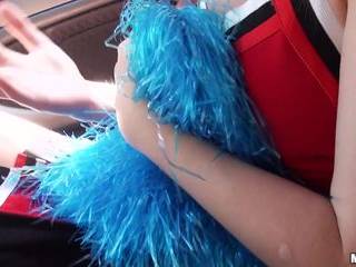 Порно групповуха в чулках