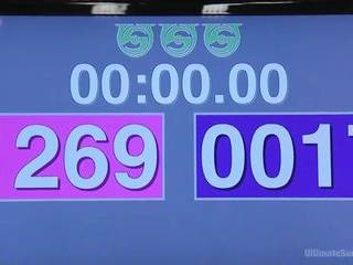 Порно лесби писают