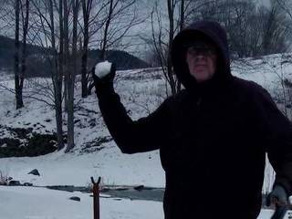 Порно минет в лесу