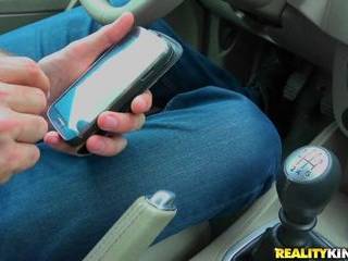 Трахнул двух шлюх