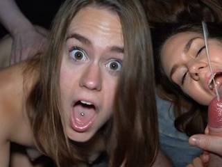 Групповое порно в чулках видео