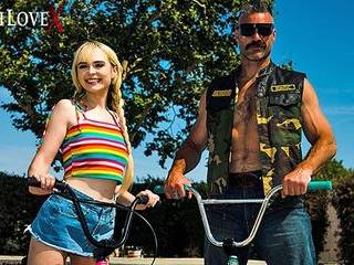 Порно лесби с русским переводом бесплатно